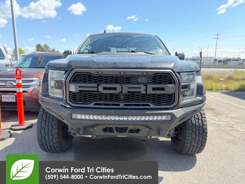 Used 2019 Ford F150 Raptor w/ Equipment Group 802A Luxury image 4