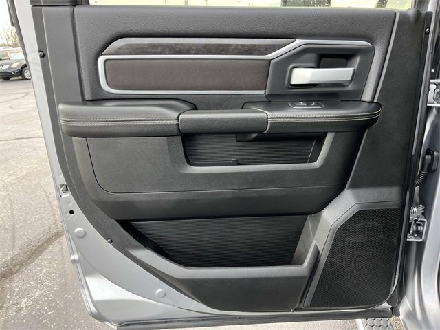 Used 2024 RAM 4500 SLT w/ Quick Order Package 2YG SLT image 22