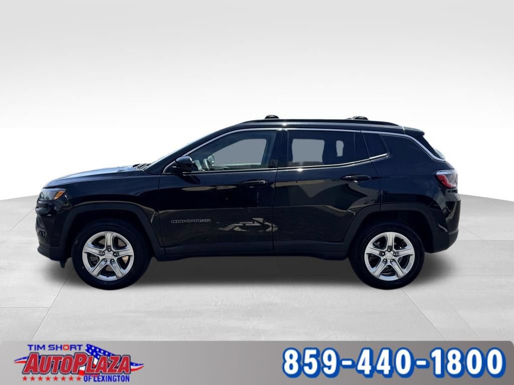Used 2024 Jeep Compass Latitude AWD/4WD image 12