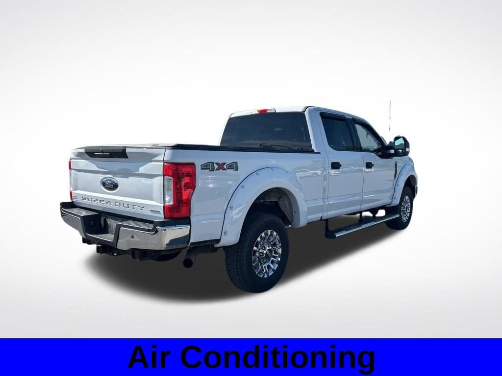 Used 2017 Ford F250 XLT AWD/4WD image 4
