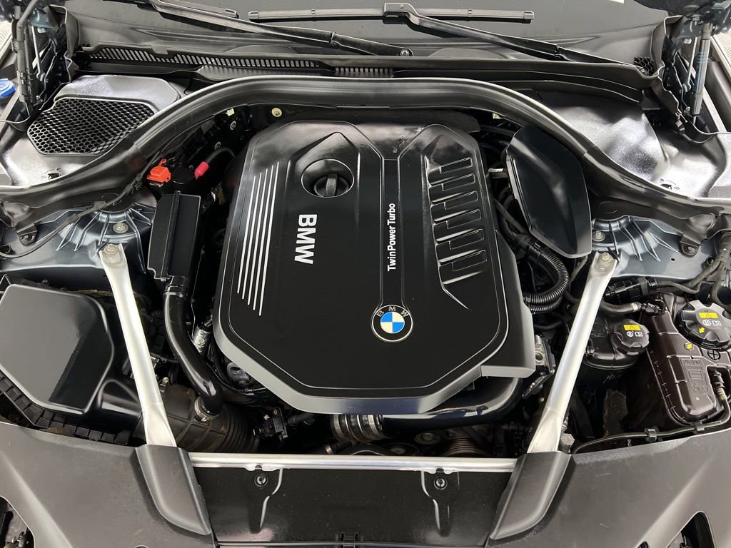 Used 2018 BMW 540i xDrive AWD/4WD image 28