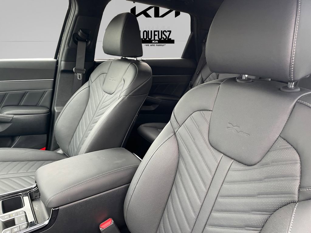 Used 2025 Kia Sorento SX Prestige image 18