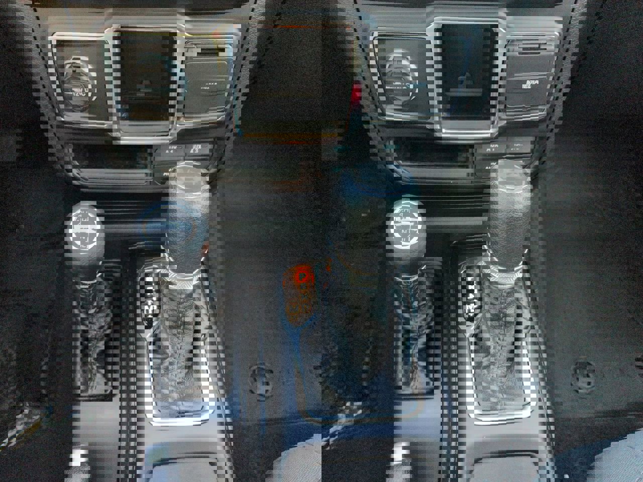 Certified 2023 Jeep Wrangler Sport AWD/4WD image 17