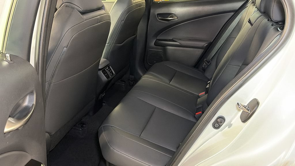 Used 2021 Lexus UX 250h w/ Premium Package AWD/4WD image 16