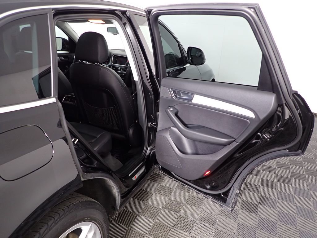 Used 2015 Audi Q5 3.0T Premium Plus w/ Technology Package image 34
