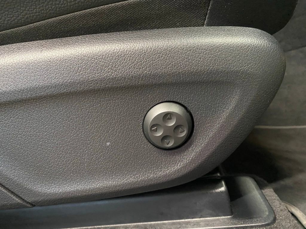 Used 2024 Mercedes-Benz GLE 450e 4MATIC image 52