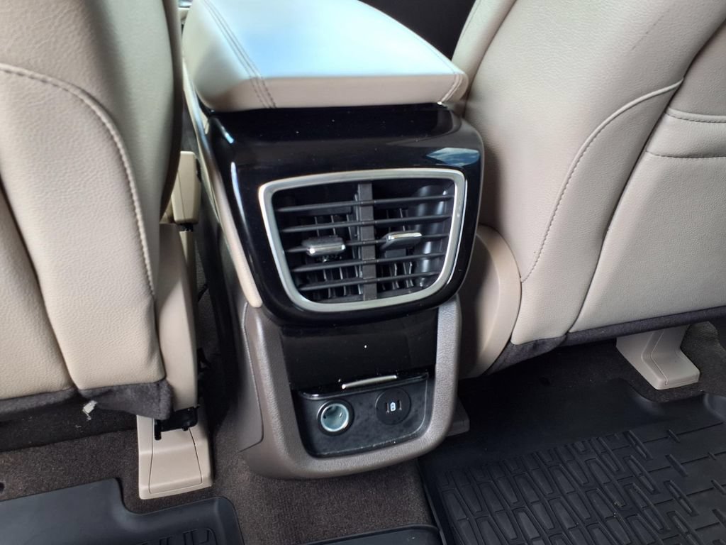 Used 2023 Lincoln Nautilus FWD w/ Premium Package image 14