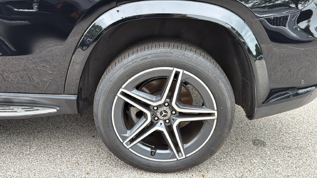 Used 2023 Mercedes-Benz GLS 450 4MATIC image 31