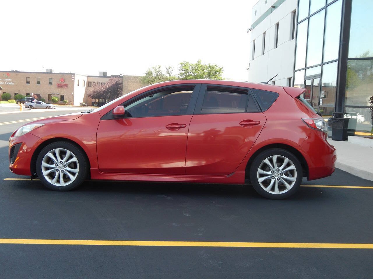 Used 2011 MAZDA MAZDA3 s Grand Touring w/ Tech Pkg FWD image 12