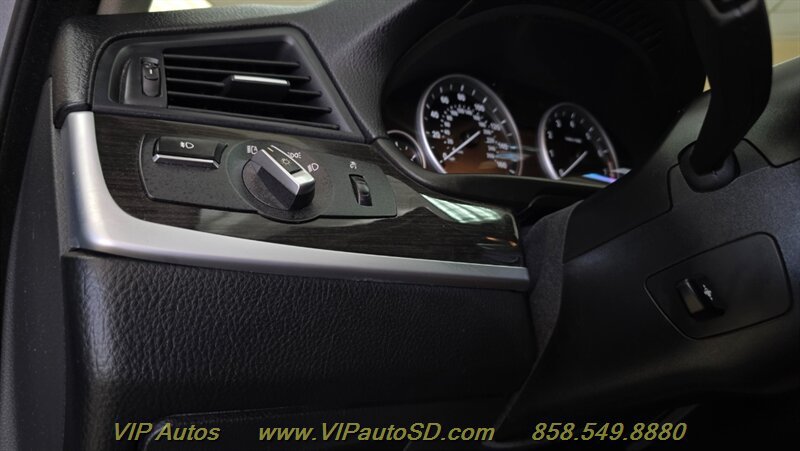 Used 2012 BMW 528i Sedan RWD image 24