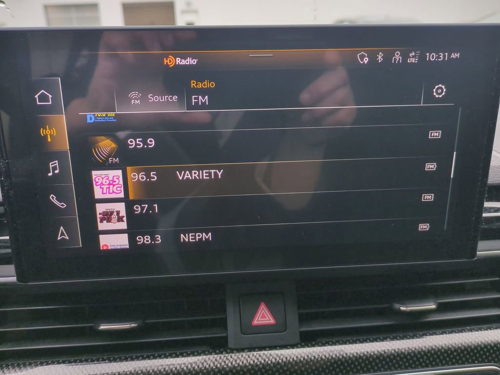 Used 2023 Audi S4 Premium Plus w/ Premium Plus Package image 24