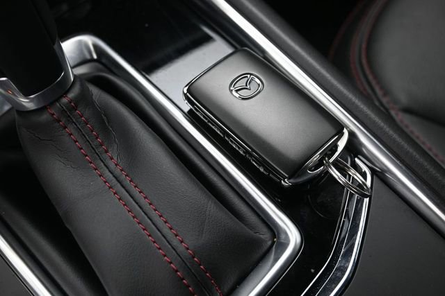 Certified 2025 MAZDA CX-5 Carbon Edition AWD/4WD image 14