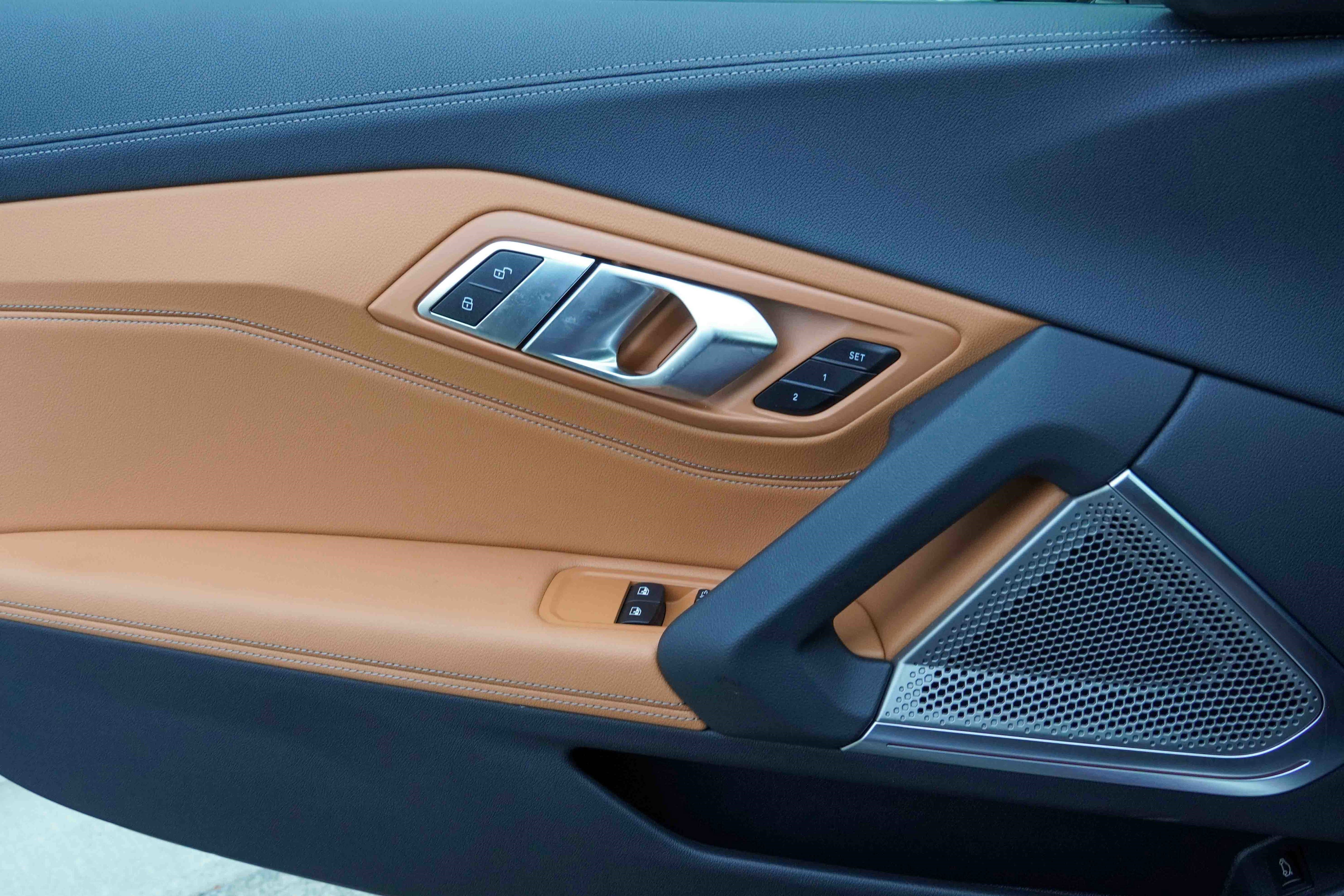 Certified 2025 BMW Z4 M40i w/ Premium Package image 31