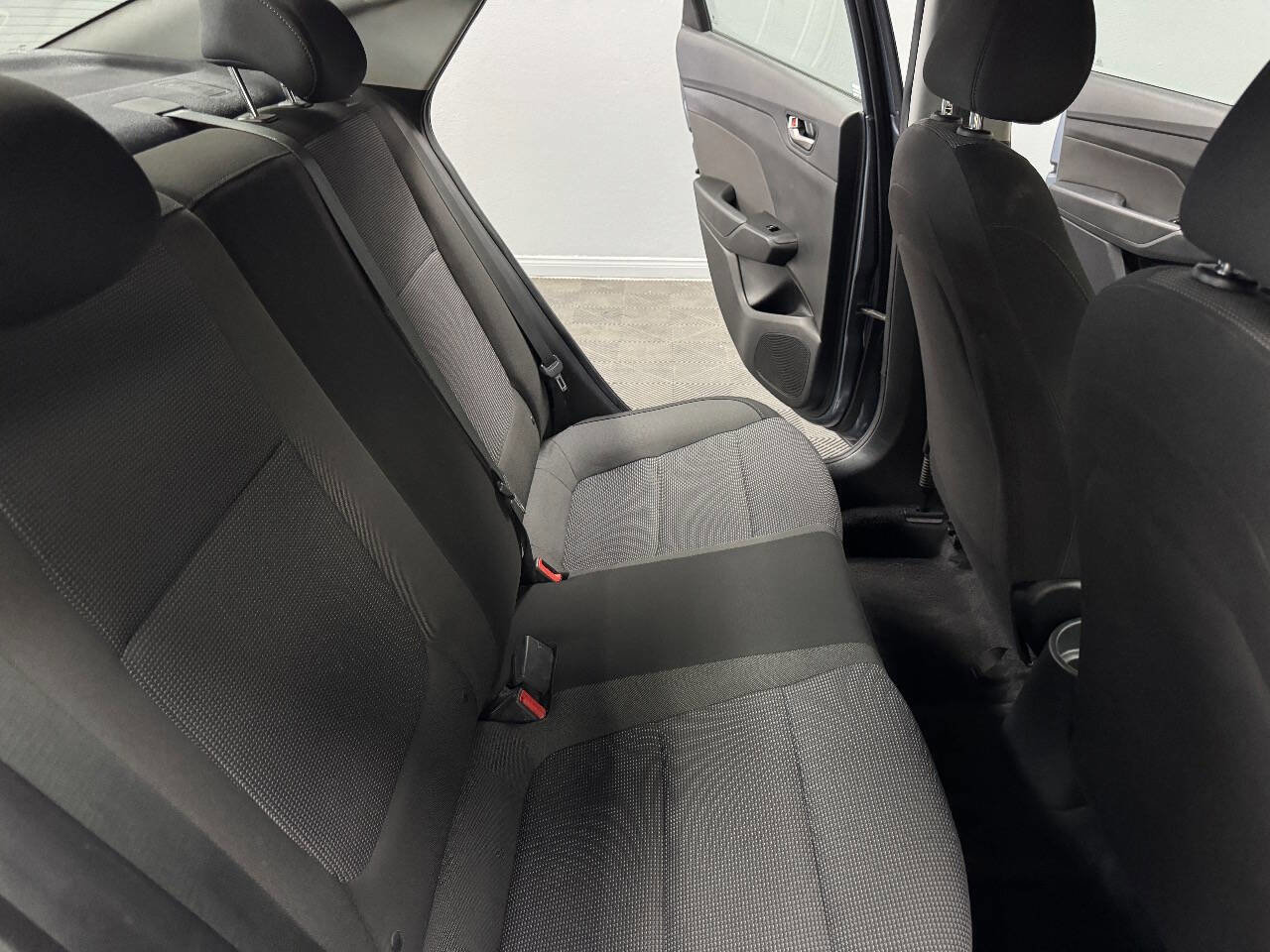 Used 2020 Hyundai Accent SE image 44