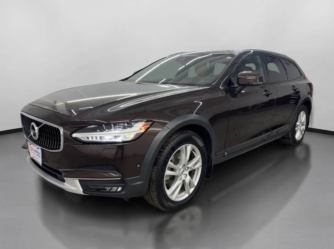 Used 2018 Volvo V90 T5 Cross Country w/ Convenience Package AWD/4WD image 4