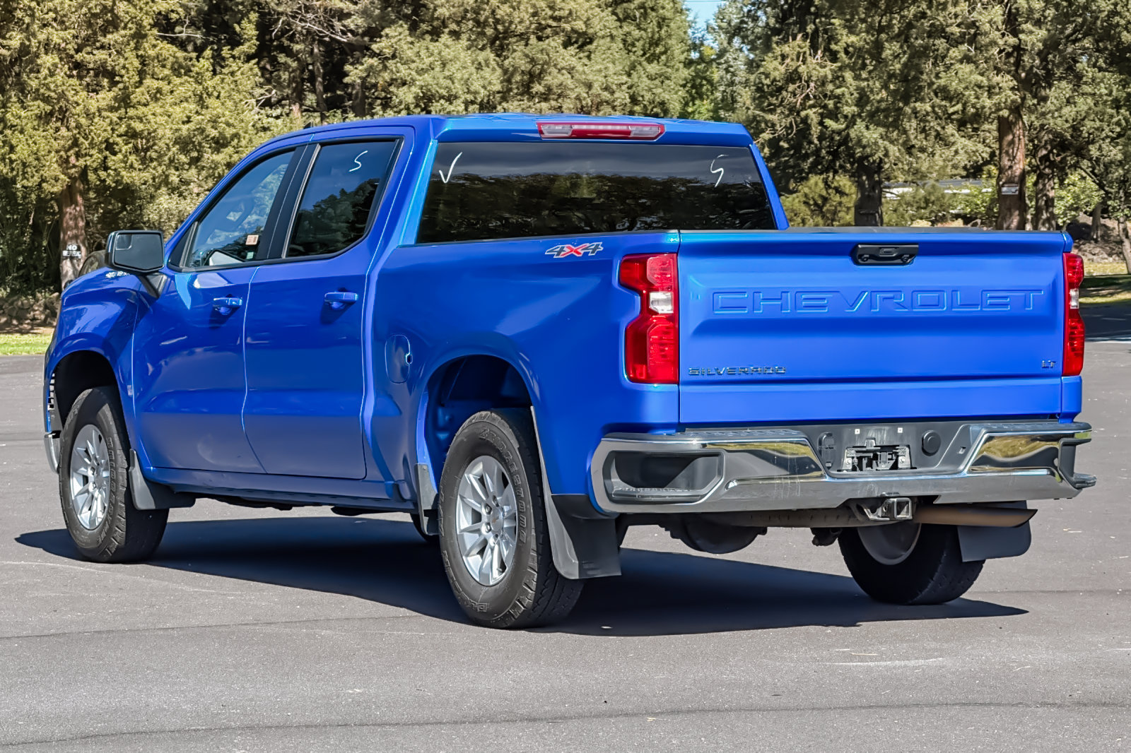 Used 2025 Chevrolet Silverado 1500 LT w/ Work Truck Package AWD/4WD image 6