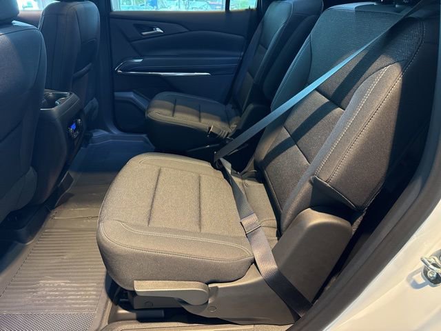 New 2026 Chevrolet Traverse LT w/ Sun and Wheel Package image 17
