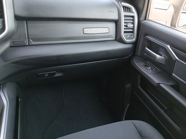 New 2026 RAM 3500 Big Horn AWD/4WD image 34