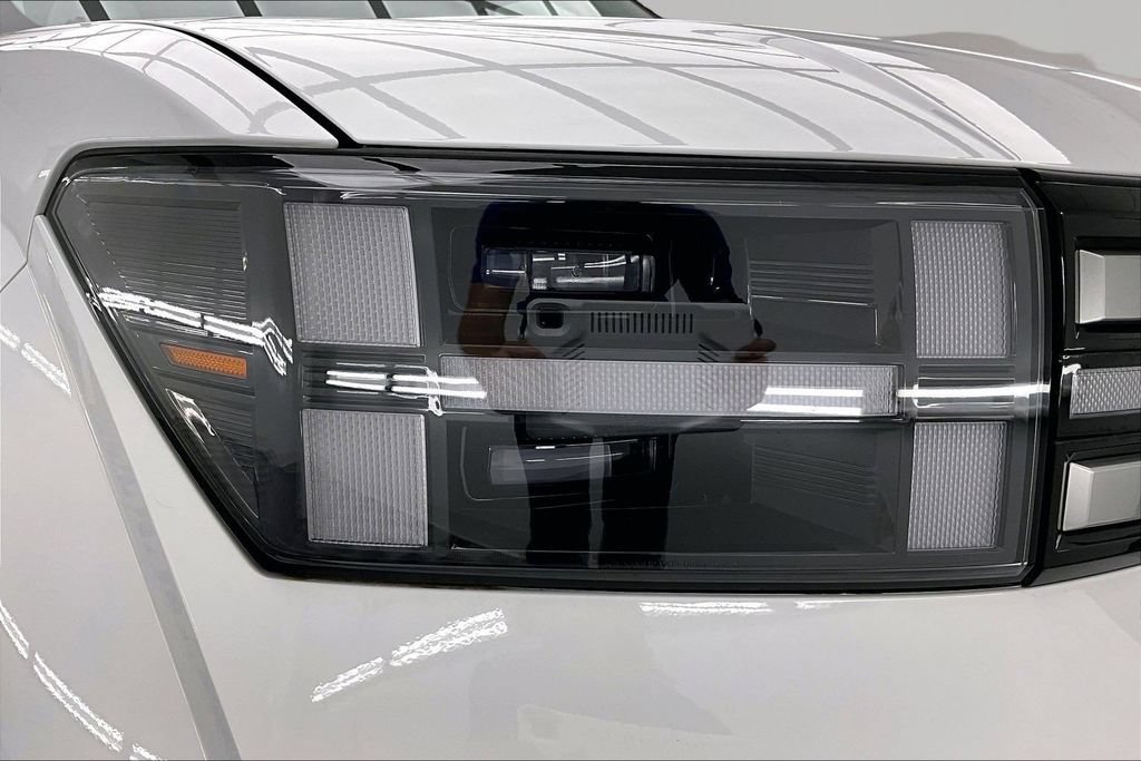 Used 2026 Hyundai Santa Fe SE FWD image 30