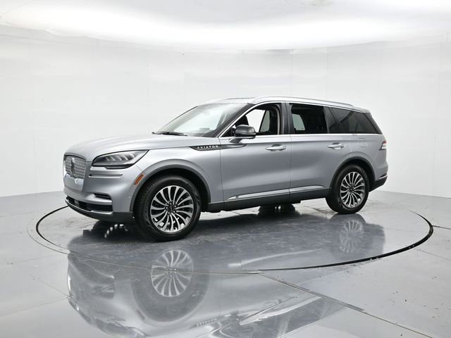 Used 2022 Lincoln Aviator Reserve w/ Equipment Group 201A image 5