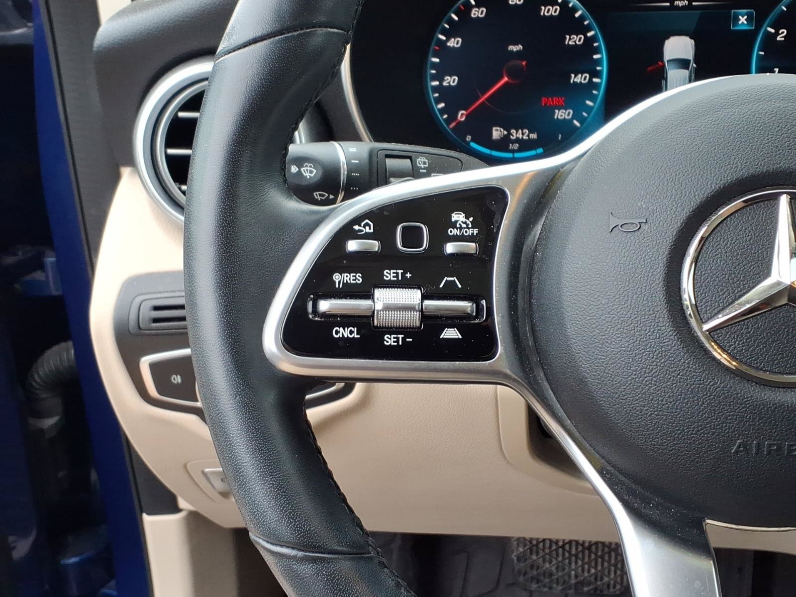 Used 2022 Mercedes-Benz GLC 300 4MATIC image 18
