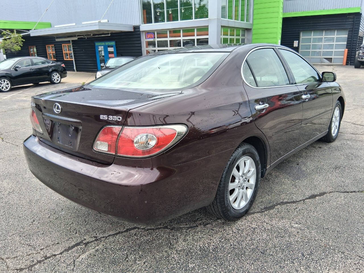 Used 2004 Lexus ES 330 w/ Premium Pkg FWD image 5