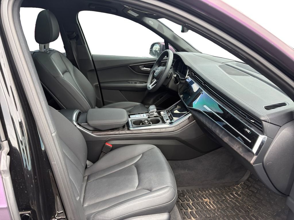 Used 2023 Audi Q7 3.0T Prestige AWD/4WD image 16