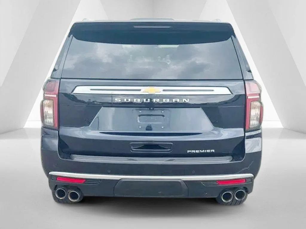 Used 2024 Chevrolet Suburban Premier AWD/4WD image 6