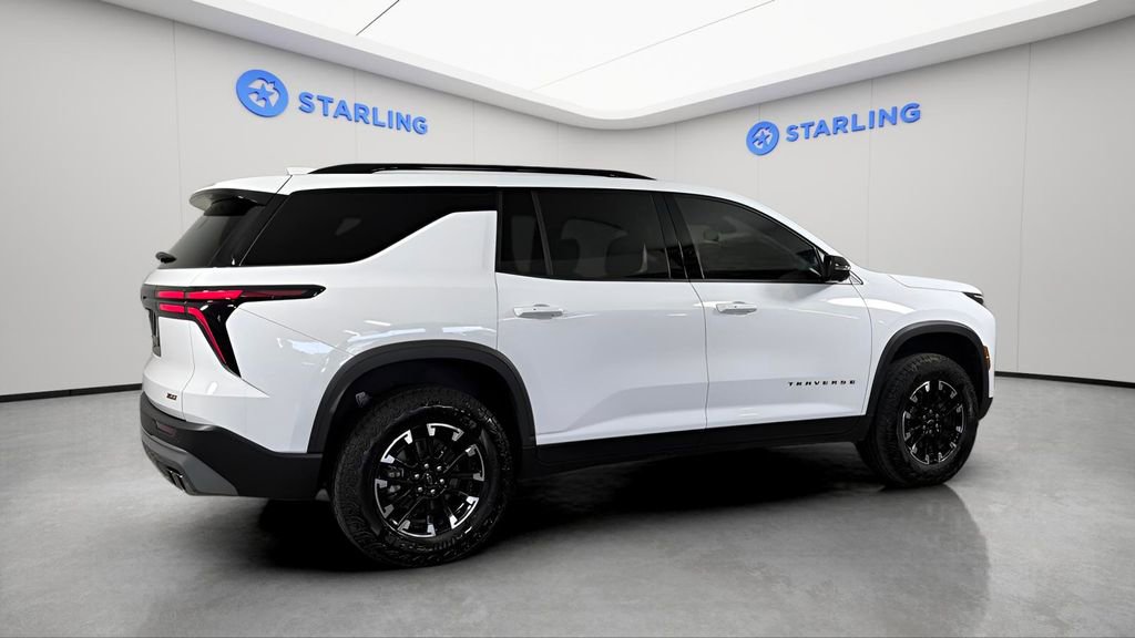Used 2024 Chevrolet Traverse Z71 AWD/4WD image 10