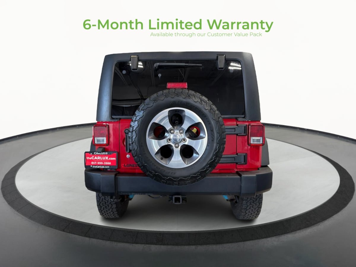 Used 2012 Jeep Wrangler Unlimited Rubicon w/ Dual Top Group AWD/4WD image 6