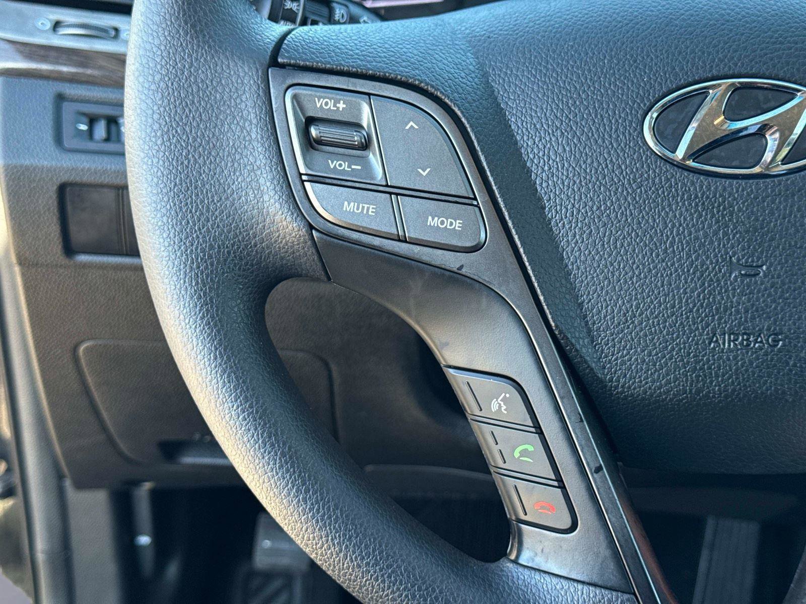 Used 2017 Hyundai Santa Fe Sport image 28