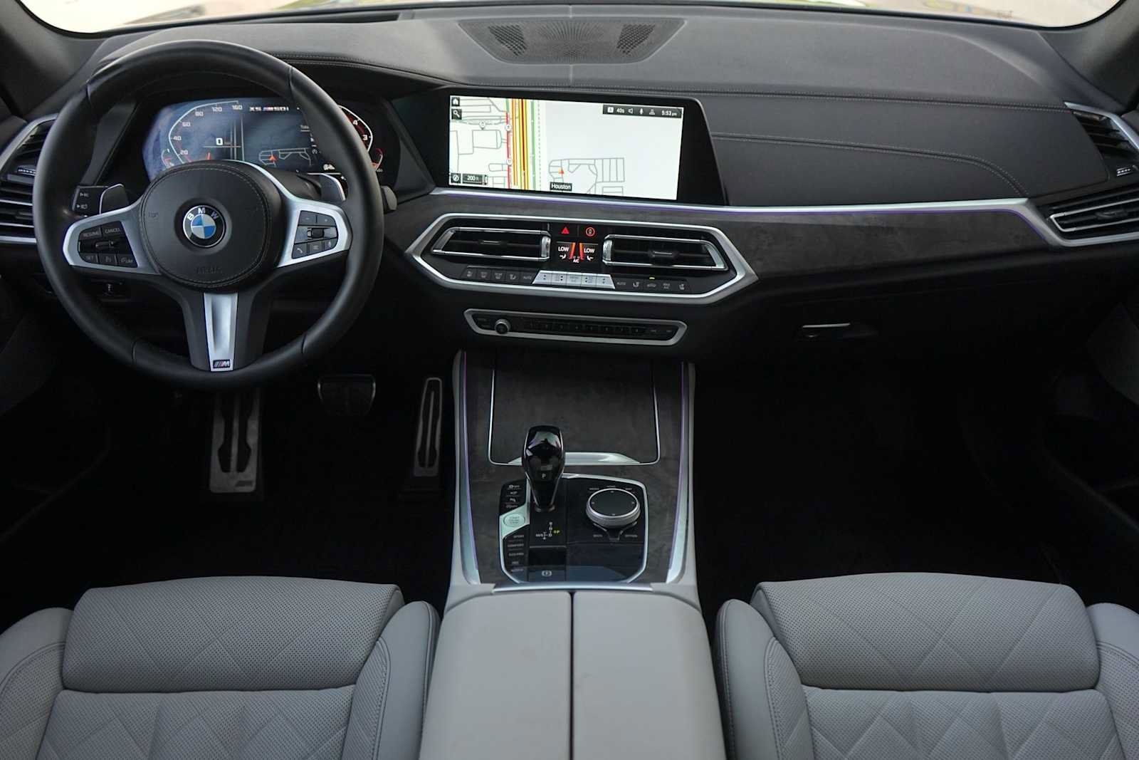 Used 2023 BMW X5 M50i w/ Parking Assistance Package AWD/4WD image 10