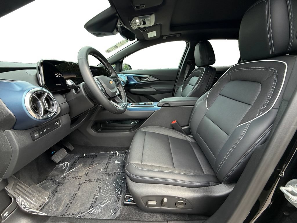 New 2026 Chevrolet Equinox EV LT w/ Convenience Package II FWD image 9