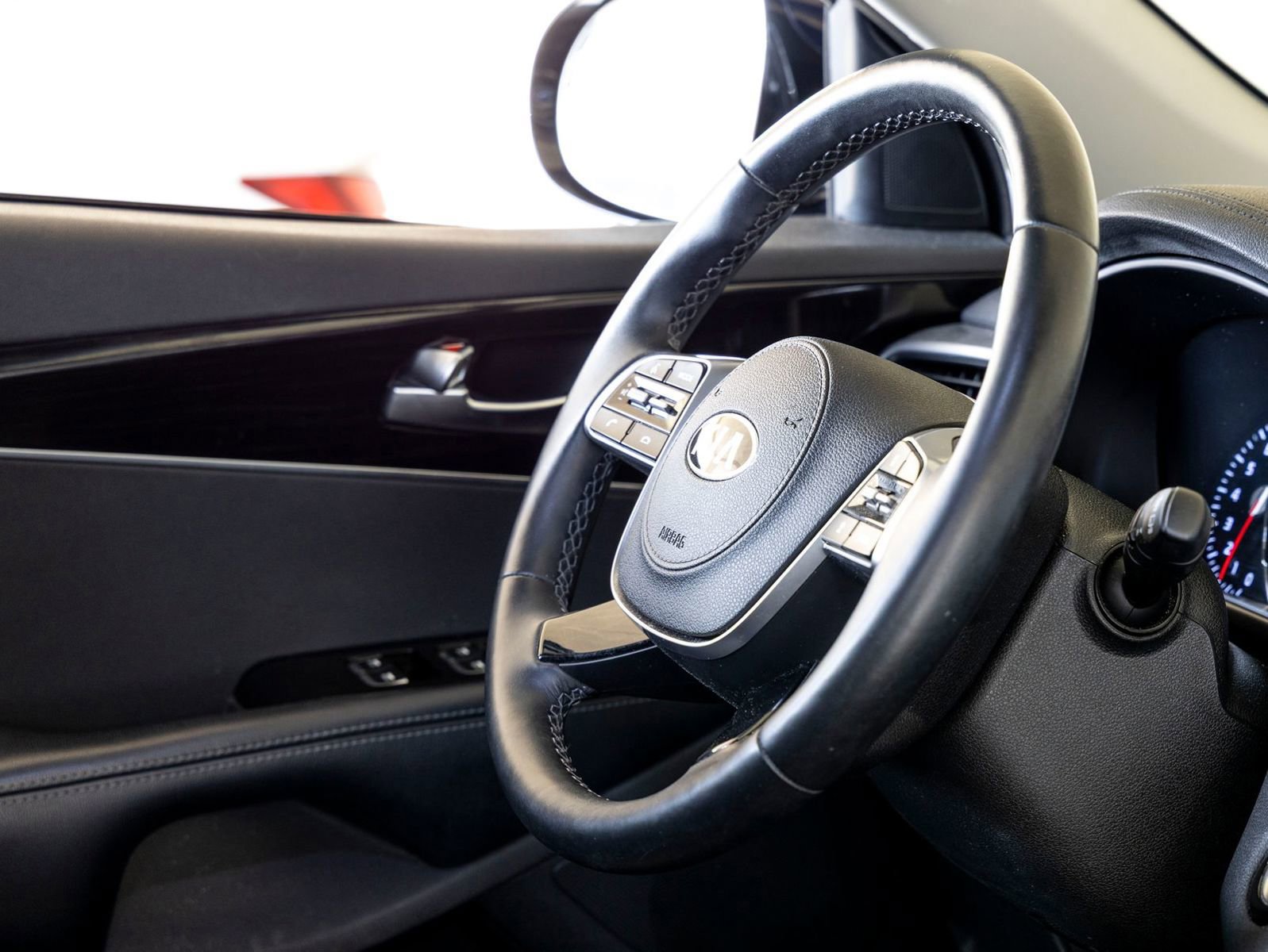 Used 2019 Kia Sorento EX w/ EX Touring Package image 29