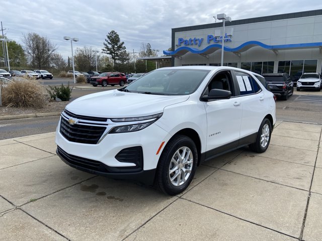 Used 2023 Chevrolet Equinox LS image 4