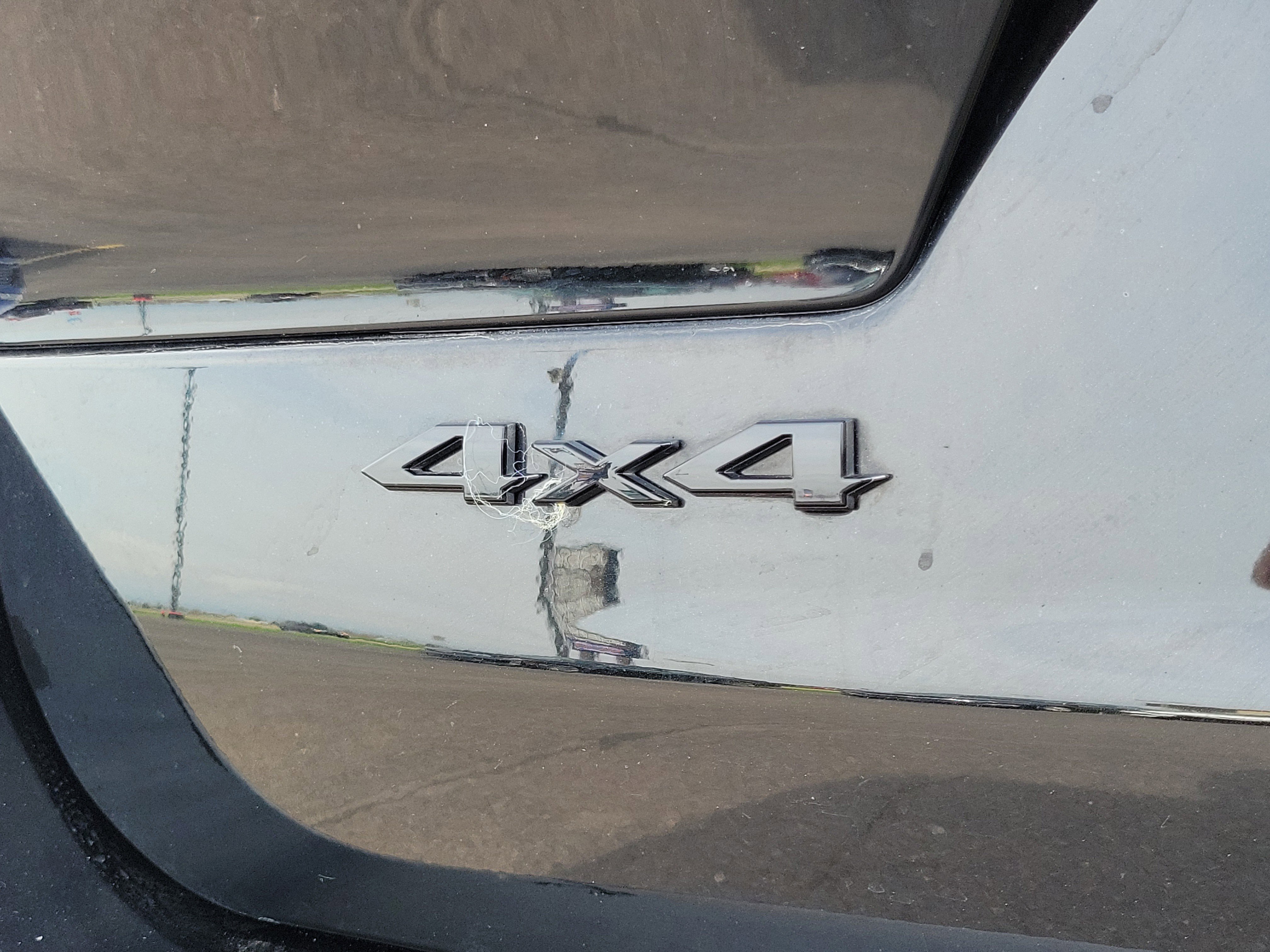 Used 2023 Jeep Grand Cherokee L Laredo AWD/4WD image 7