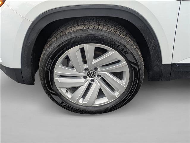 Used 2022 Volkswagen Atlas Cross Sport SE image 21