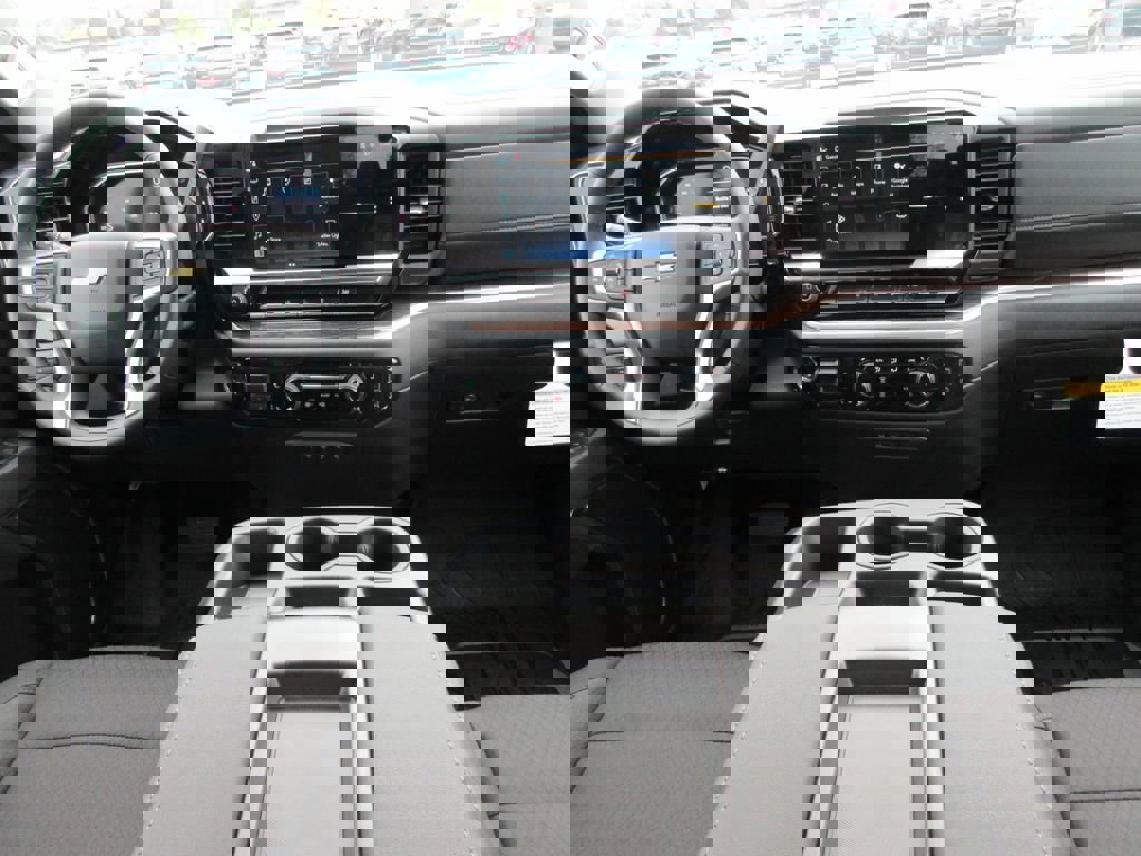 New 2026 Chevrolet Silverado 3500 LT w/ Convenience Package image 16