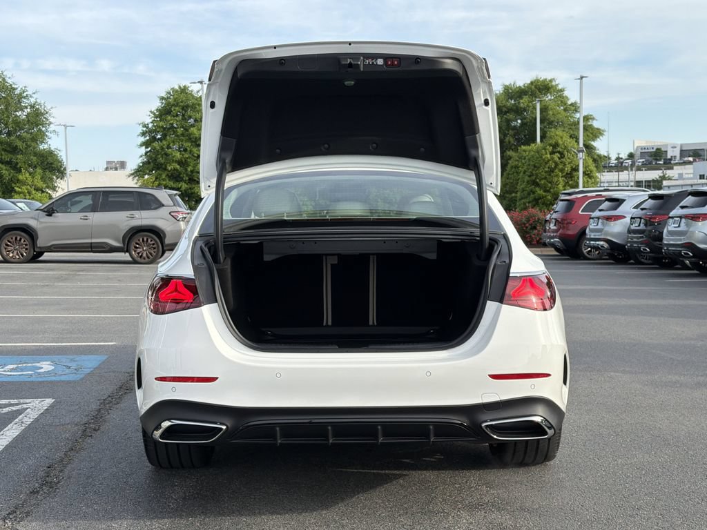 New 2026 Mercedes-Benz E 450 4MATIC Sedan image 14