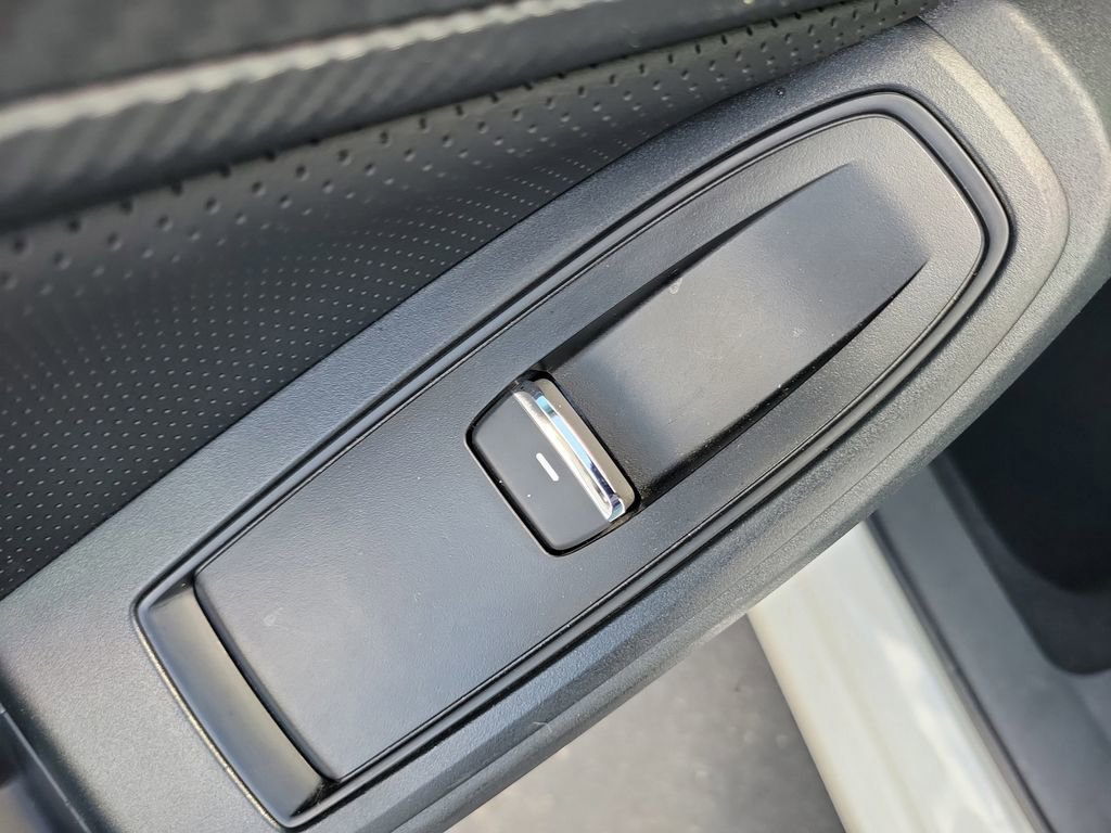 Used 2020 Subaru Impreza 2.0i Limited w/ Popular Package #2 image 13