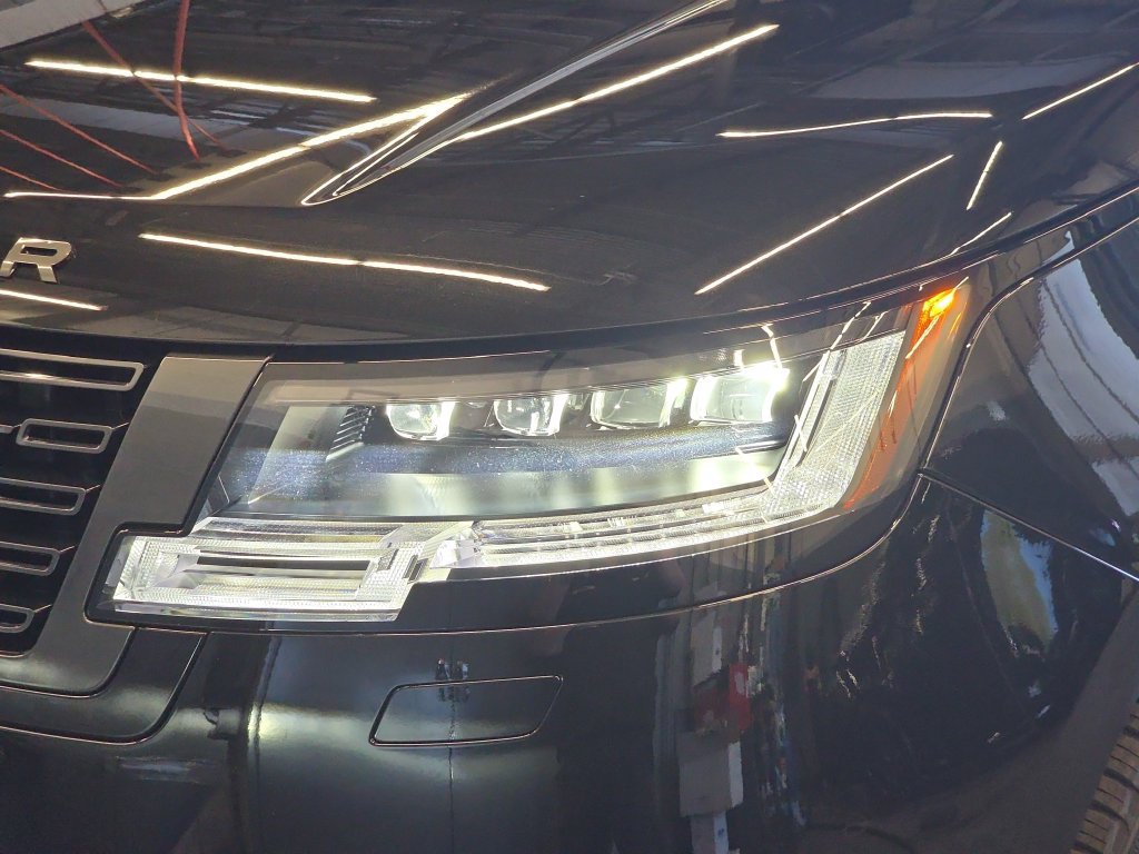 New 2026 Land Rover Range Rover Long Wheelbase SE AWD/4WD image 21