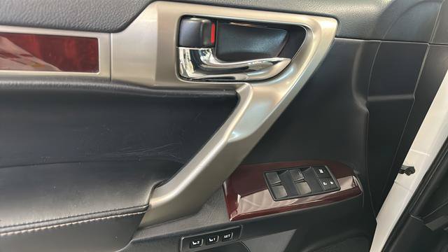 Used 2019 Lexus GX 460 Premium AWD/4WD image 21