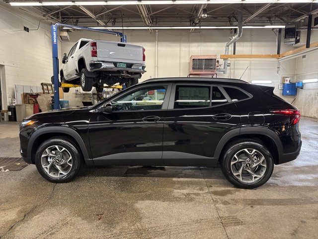 New 2026 Chevrolet Trax LT image 3