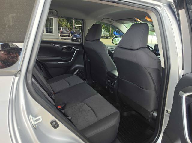 Used 2020 Toyota RAV4 XLE w/ All Weather Liner Package AWD/4WD image 15