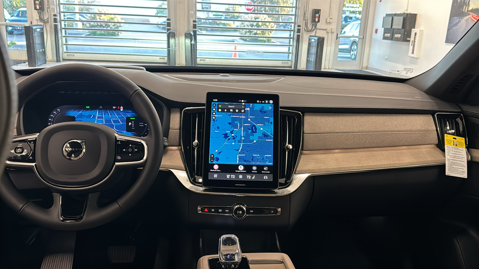 New 2027 Volvo XC90 T8 Ultra AWD/4WD image 11