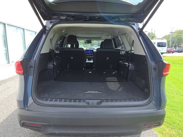 Used 2025 Toyota Grand Highlander AWD image 8