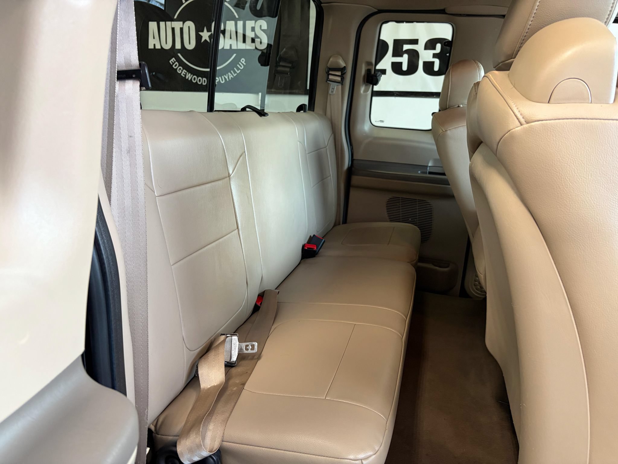Used 2004 Ford F250 Lariat RWD image 21
