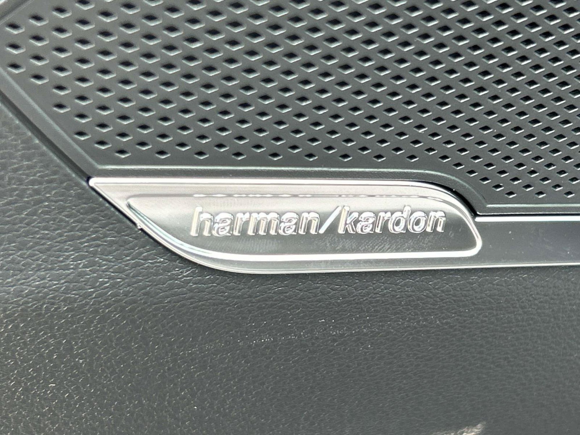 New 2026 Kia Sportage SX AWD/4WD image 21