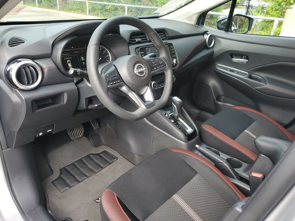 Certified 2025 Nissan Versa SR w/ Trunk Package FWD image 21
