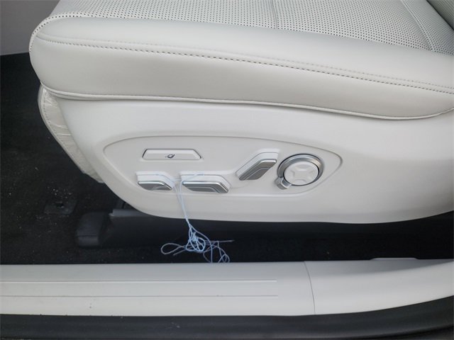 New 2026 Hyundai Ioniq 9 Calligraphy image 16